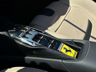 Ferrari SF90 Spider — photo 23