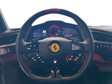 Ferrari SF90 Stradale — photo 15