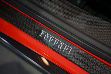 Ferrari 488 GTB — photo 13