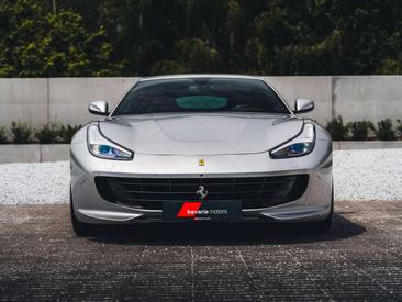 Ferrari GTC4Lusso — photo 2