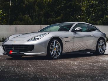 Ferrari GTC4Lusso — photo 3