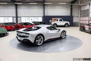 Ferrari 296 GTS — photo 20
