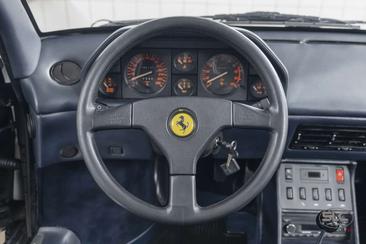 Ferrari Mondial T — photo 16