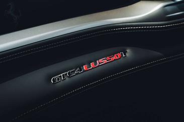 Ferrari GTC4Lusso — photo 10