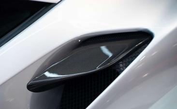Ferrari F8 Tributo — photo 9