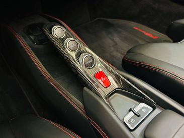 Ferrari F8 Spider — photo 16