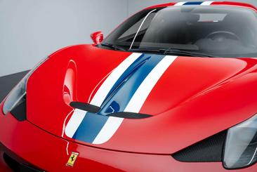 Ferrari 458 Speciale — photo 9