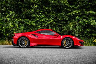 Ferrari 488 Pista — photo 5