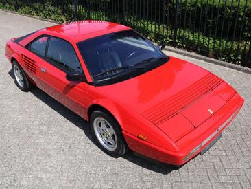 Ferrari Mondial — photo 16