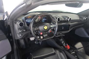 Ferrari Portofino — photo 9
