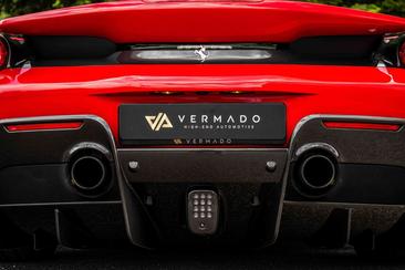 Ferrari 488 Pista — photo 16