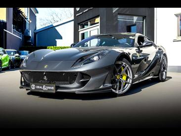 Ferrari 812 Superfast — photo 4