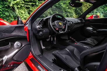 Ferrari 488 Pista — photo 18