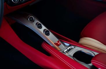 Ferrari F12 Berlinetta — photo 19