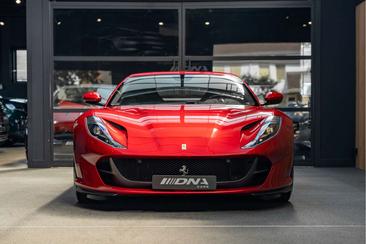 Ferrari 812 Superfast — photo 2