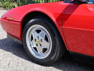 Ferrari Mondial — photo 26