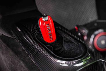 Ferrari 488 Pista — photo 31
