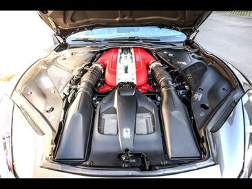 Ferrari 812 Superfast — photo 15