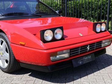 Ferrari Mondial — photo 27