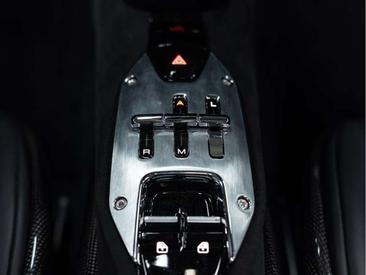 Ferrari SF90 Spider — photo 15