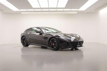 Ferrari GTC4Lusso — photo 4
