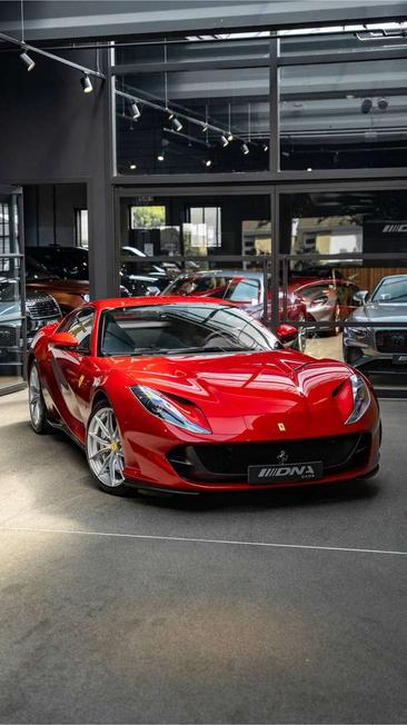 Ferrari 812 Superfast — photo 20