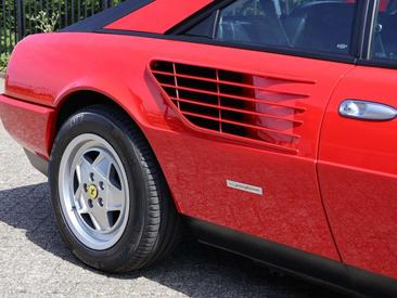 Ferrari Mondial — photo 34