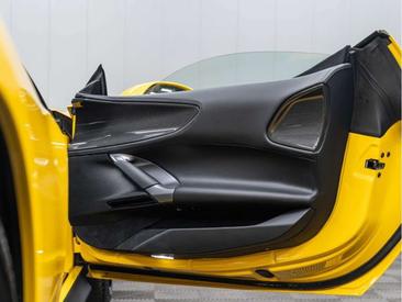 Ferrari SF90 Spider — photo 28