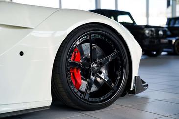 Ferrari F12 Berlinetta — photo 36