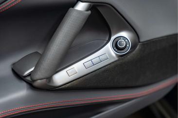 Ferrari 812 Superfast — photo 28