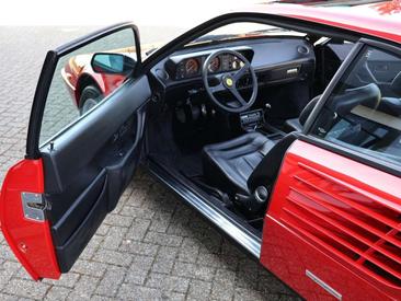 Ferrari Mondial — photo 44