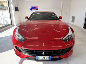 Ferrari GTC4Lusso — photo 3