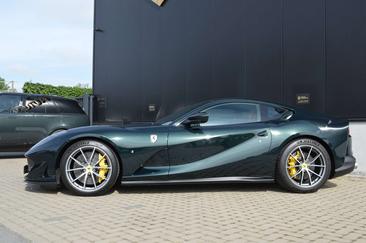 Ferrari 812 Superfast — photo 2