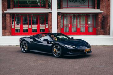 Ferrari 296 GTS — photo 2