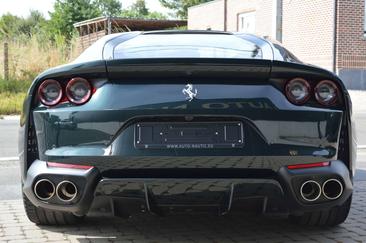 Ferrari 812 Superfast — photo 5