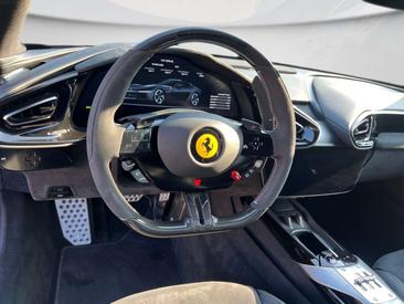 Ferrari 12 Cilindri — photo 9