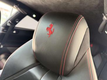 Ferrari GTC4Lusso — photo 10