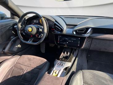 Ferrari 12 Cilindri — photo 11