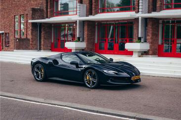 Ferrari 296 GTS — photo 9