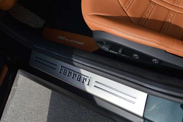 Ferrari 812 Superfast — photo 11