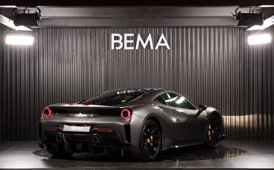 Ferrari 488