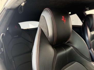 Ferrari GTC4Lusso — photo 12