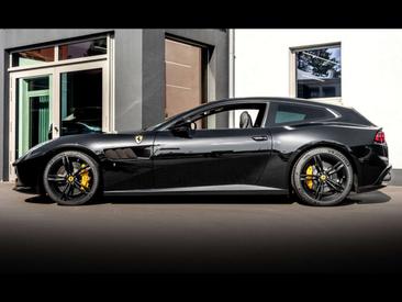 Ferrari GTC4Lusso — photo 2
