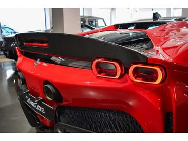 Ferrari SF90 Spider — photo 29