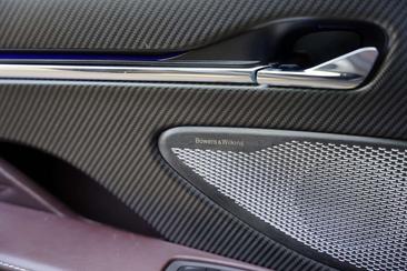 Aston Martin DB12 4.0 V8 — photo 20