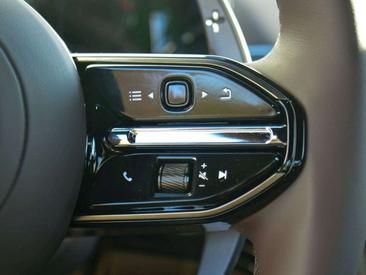Aston Martin V8 Coupé — photo 21