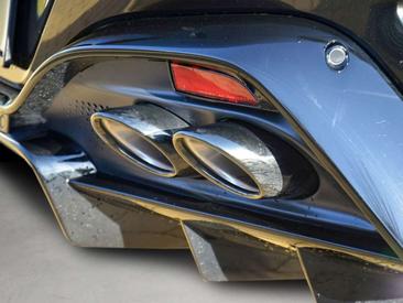 Aston Martin V8 Coupé — photo 26