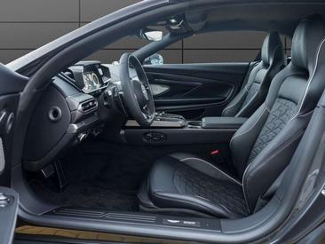 Aston Martin Vanquish Volante — photo 25