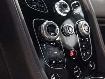 Aston Martin Rapide S Coupe — photo 26