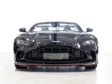 Aston Martin Vantage Roadster V12 Onyx Black — photo 7